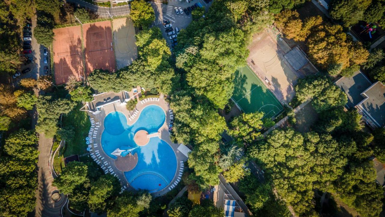 Hotel Ralitsa Aquaclub Albena Exteriör bild
