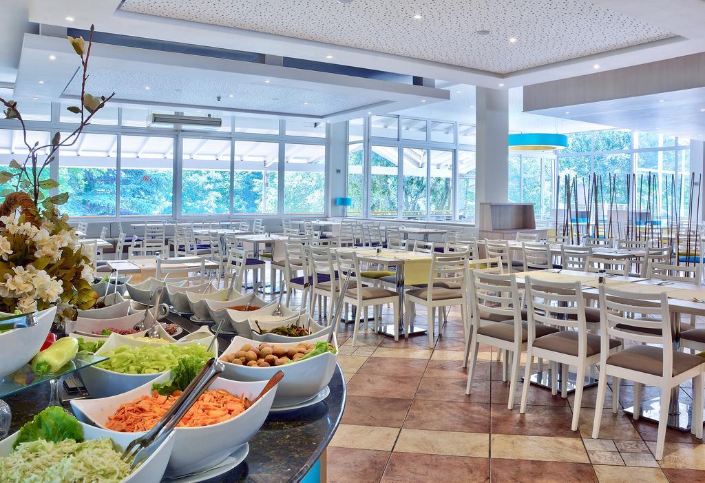 Hotel Ralitsa Aquaclub Albena Exteriör bild
